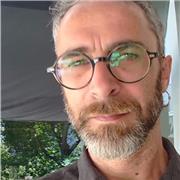 Illustratore e architetto offre lezioni per imparare a disegnare o a migliorare le proprie abilità espressive